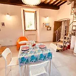 Casa In Umbria - Nella Valle Del Menotre Vicino Rasiglia, Foligno, Assisi,perugia Appartement