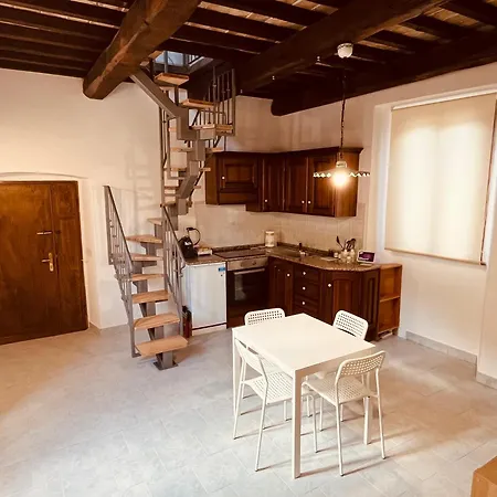 Апартаменты Casa In Umbria - Nella Valle Del Menotre Vicino Rasiglia, Foligno, Assisi,perugia Фолиньо