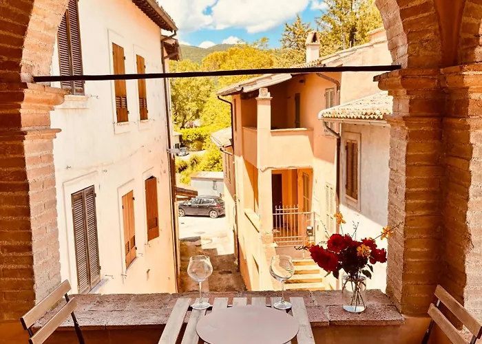 Casa In Umbria - Nella Valle Del Menotre Vicino Rasiglia, Foligno, Assisi,perugia Apartamento Foligno