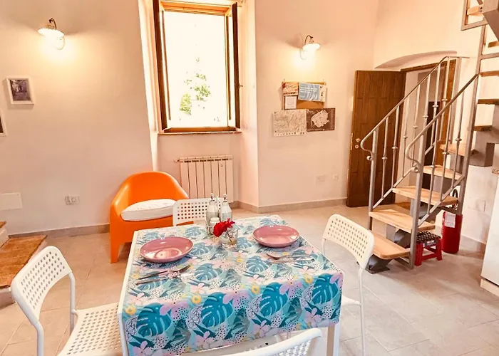 Casa In Umbria - Nella Valle Del Menotre Vicino Rasiglia, Foligno, Assisi,perugia Apartamento