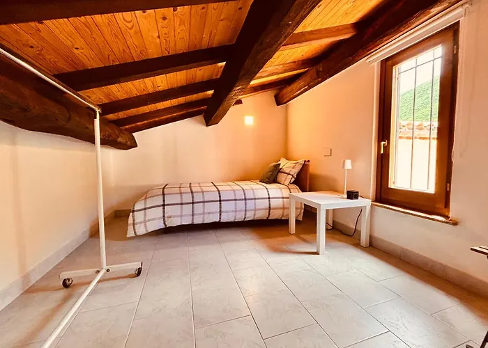 Casa In Umbria - Nella Valle Del Menotre Vicino Rasiglia, Foligno, Assisi,perugia Apartamento