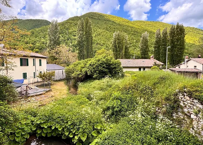 Casa In Umbria - Nella Valle Del Menotre Vicino Rasiglia, Foligno, Assisi,perugia Apartamento *